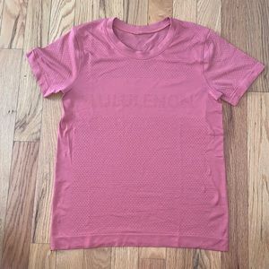 Lululemon short sleeve. Size 4.